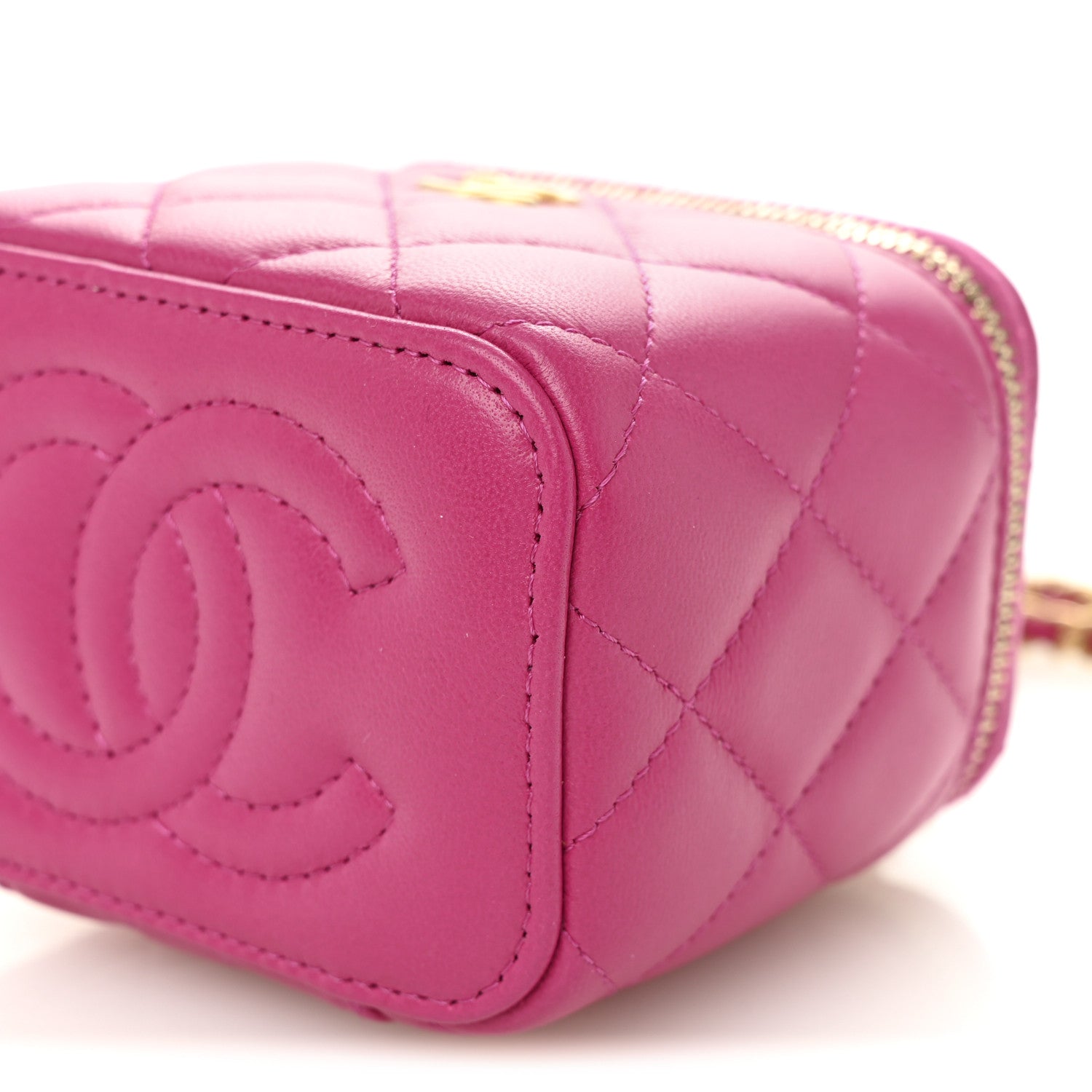 CHANEL ノベルティーピンクケース NWT Authentic Chanel Fuchsia Pink Lambskin Vanity Case Handbag