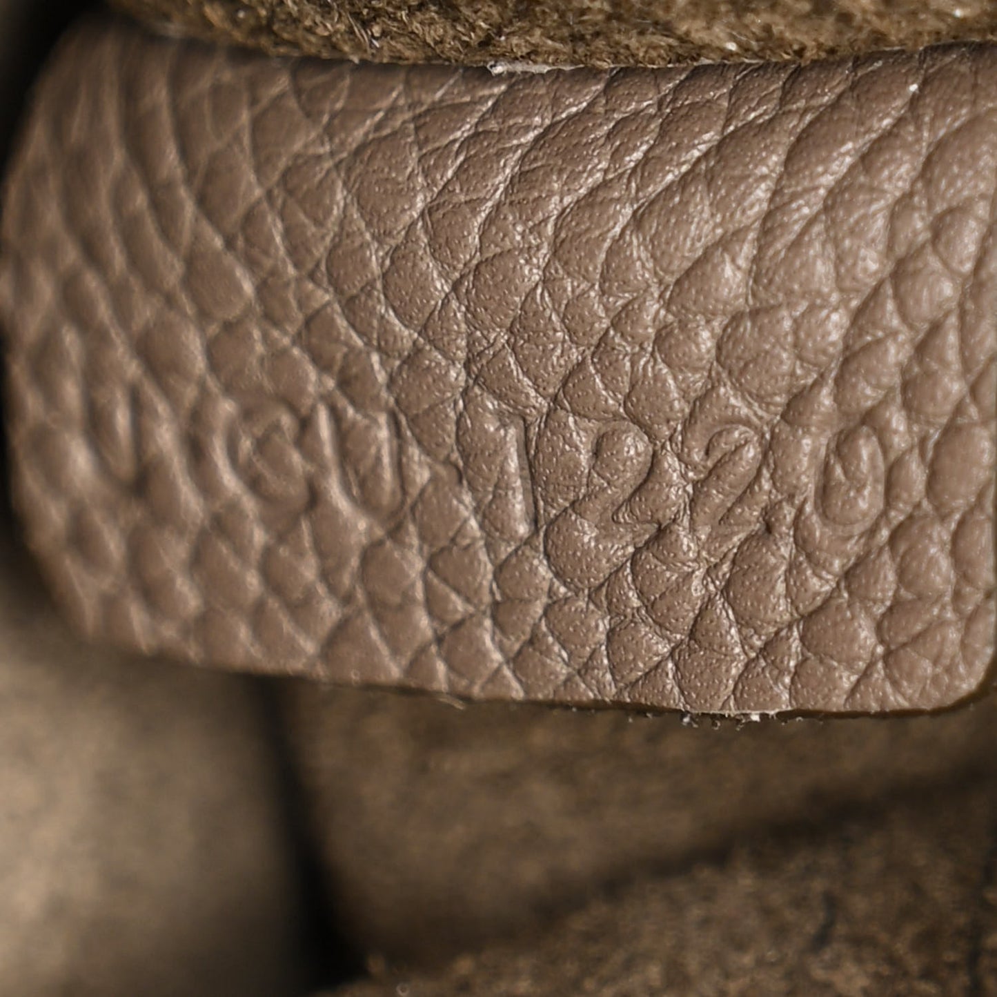Soft Grained Calfskin Medium Belt Cabas Phantom Taupe