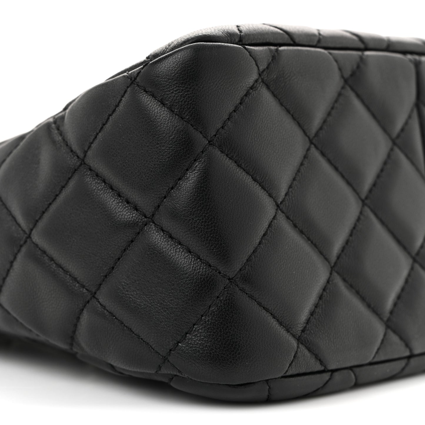 Lambskin Quilted Small Pearl Crush Hobo Black