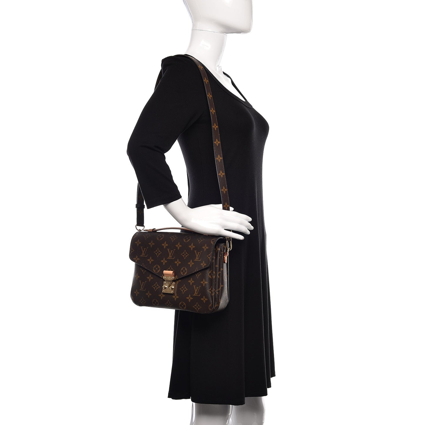 Monogram Pochette Metis