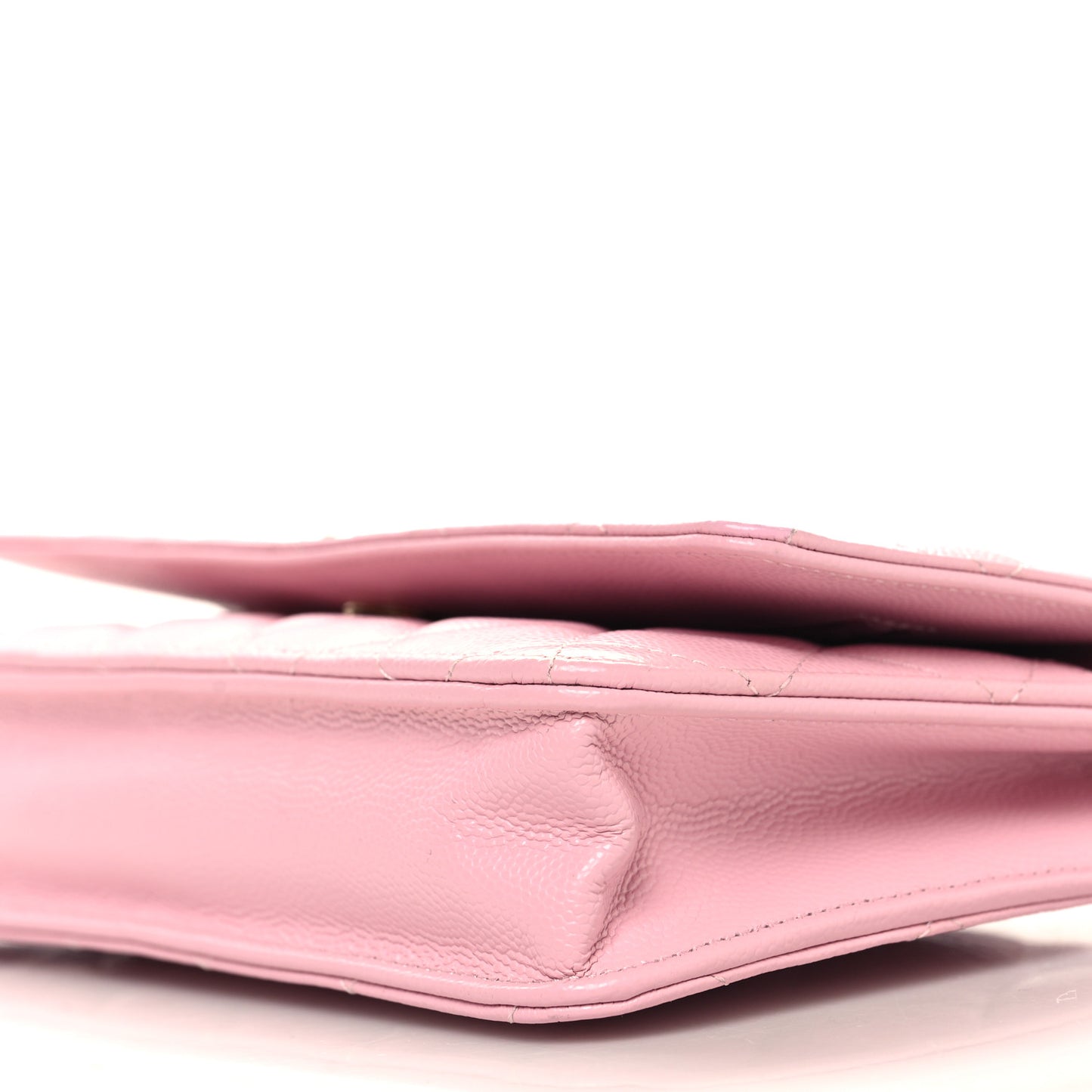 Caviar Quilted Wallet on Chain WOC Light Pink
