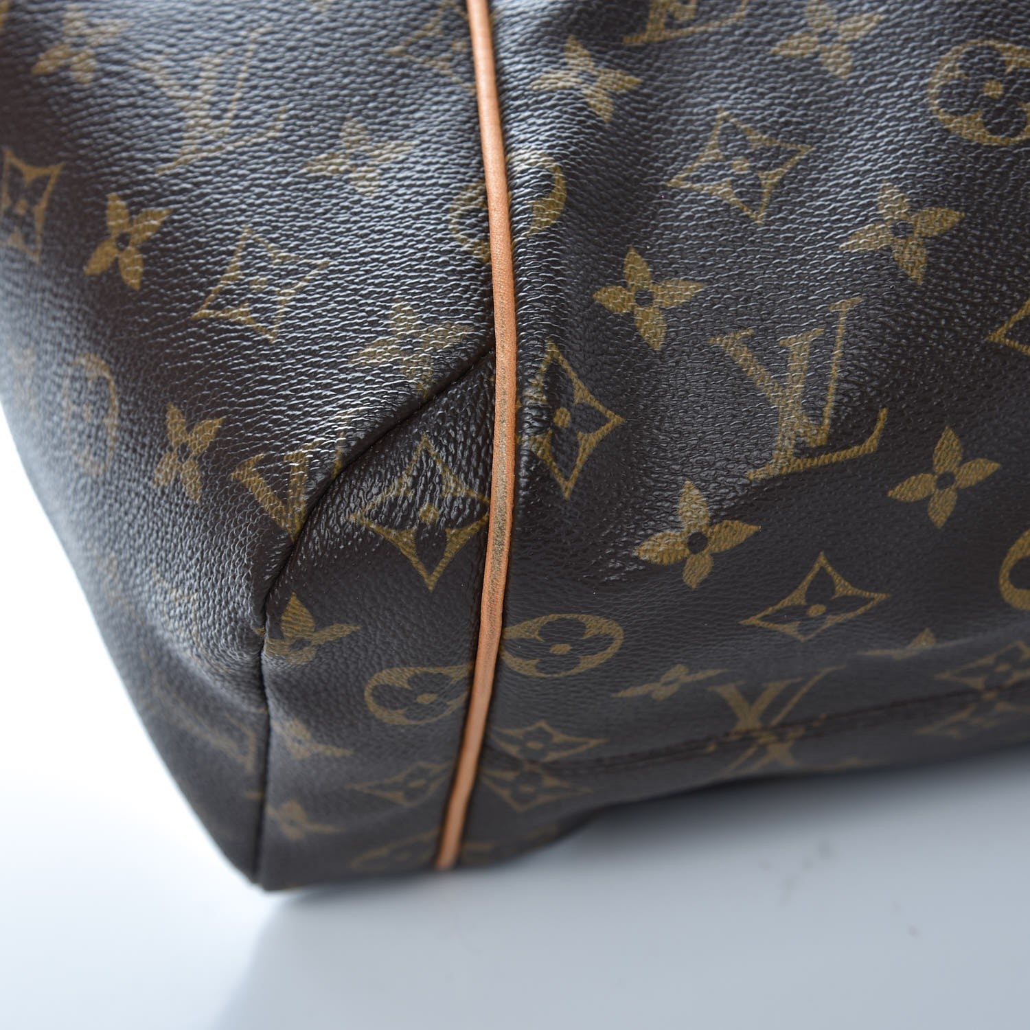 Louis Vuitton Monogram Totally MM 8 of 9