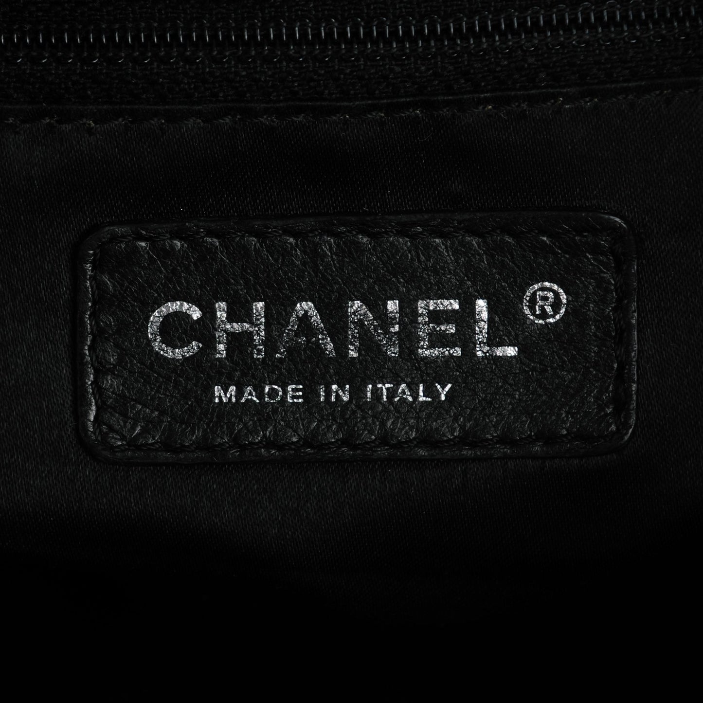 Lambskin Soft and Chain Small Hobo Black