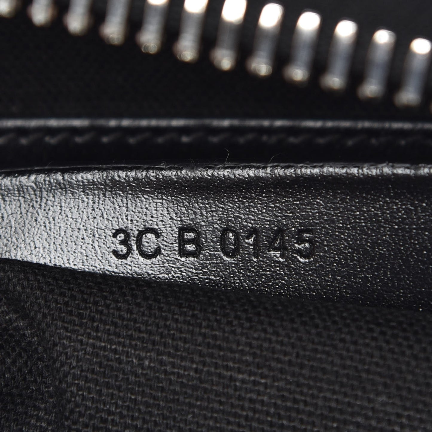 Shiny Lord Calfskin Small Antigona Black