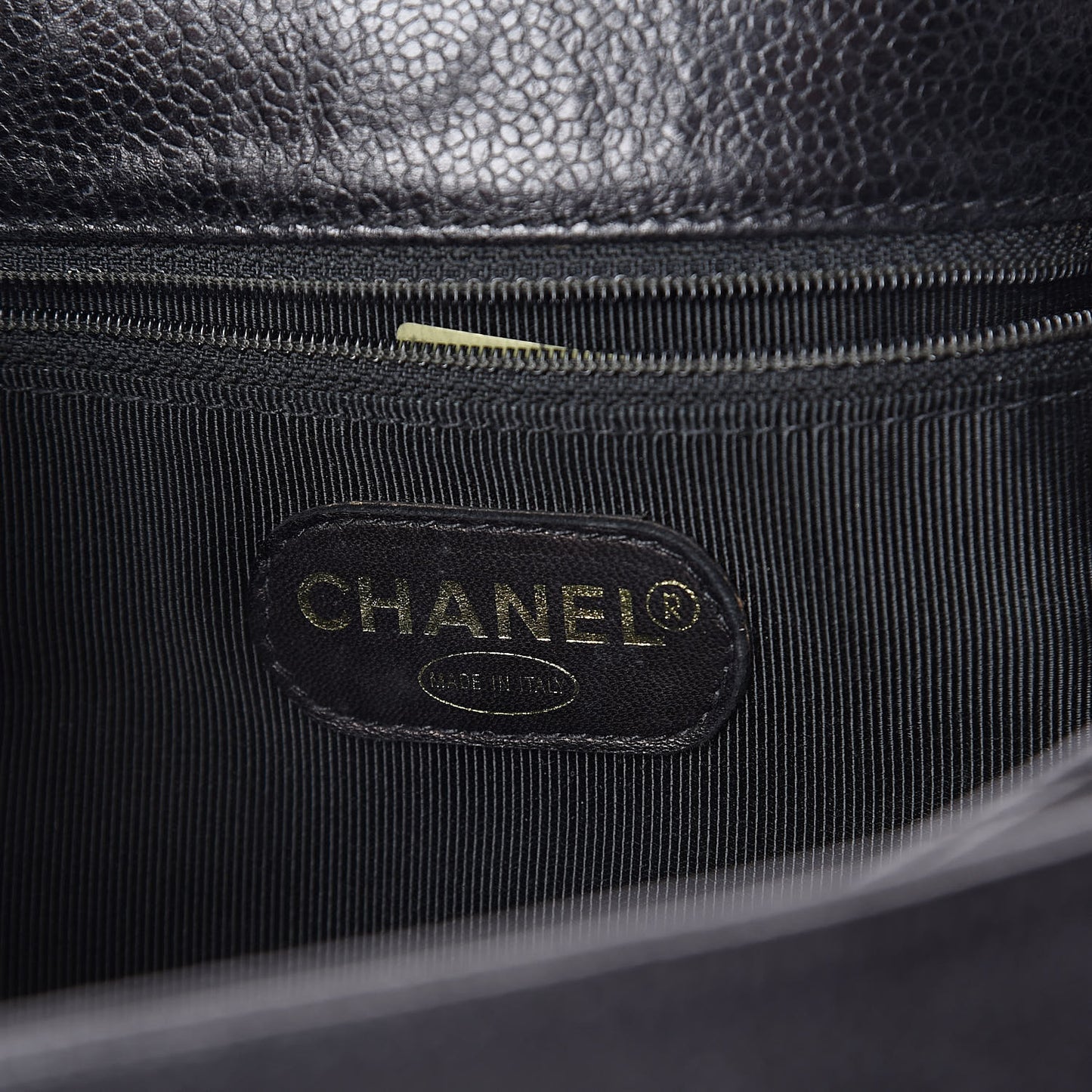 Caviar CC Shoulder Bag Black