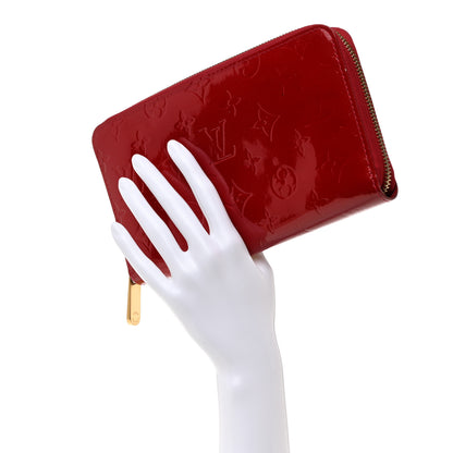 Louis Vuitton Vernis Zippy Organizer Wallet Pomme D'Amour 2 of 8