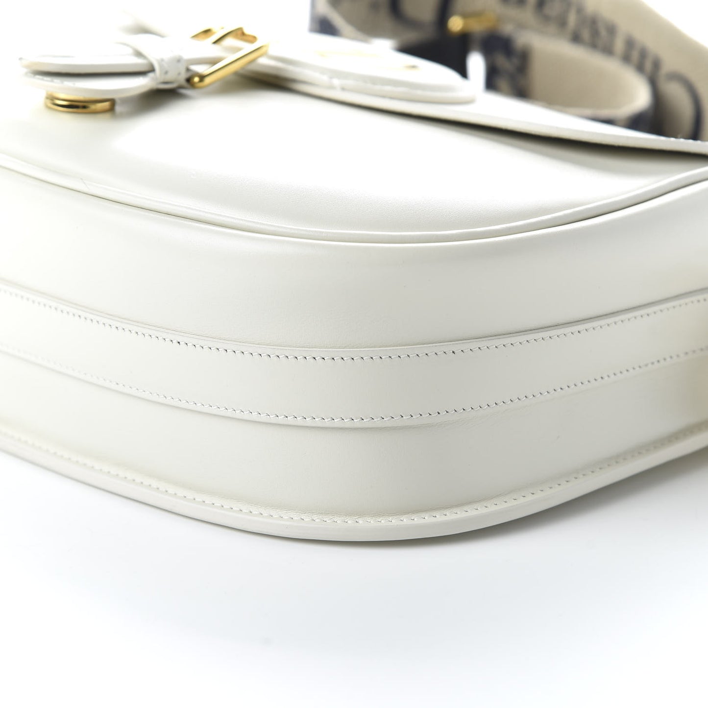 Box Calfskin Large Bobby Flap White