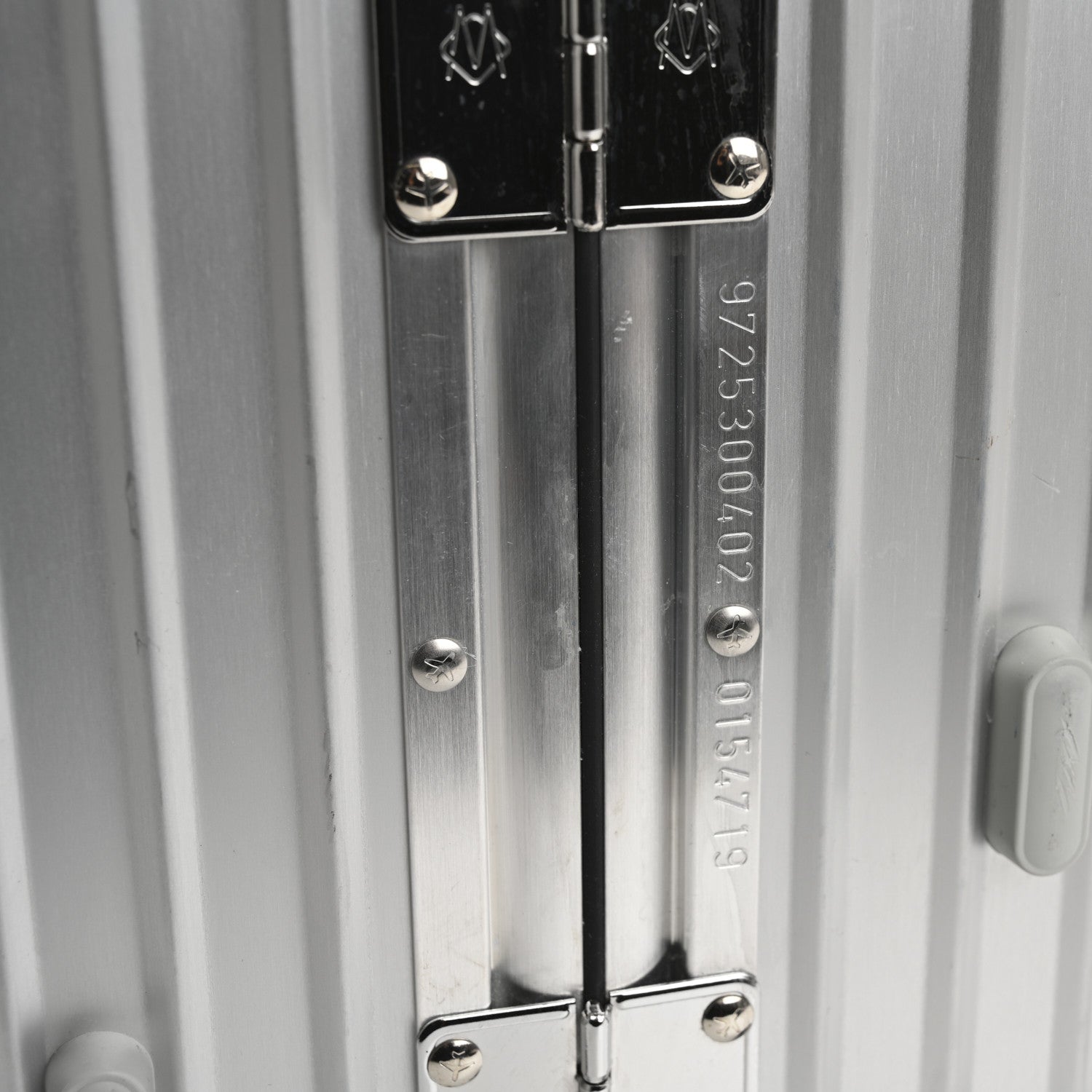 Rimowa Aluminum Classic Flight Cabin Silver 6 of 18