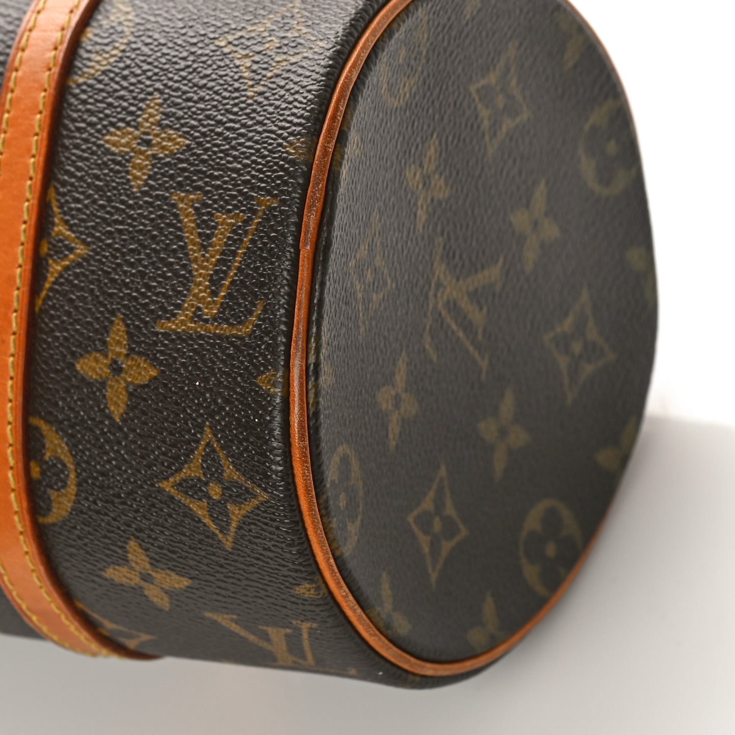 Monogram Papillon 26