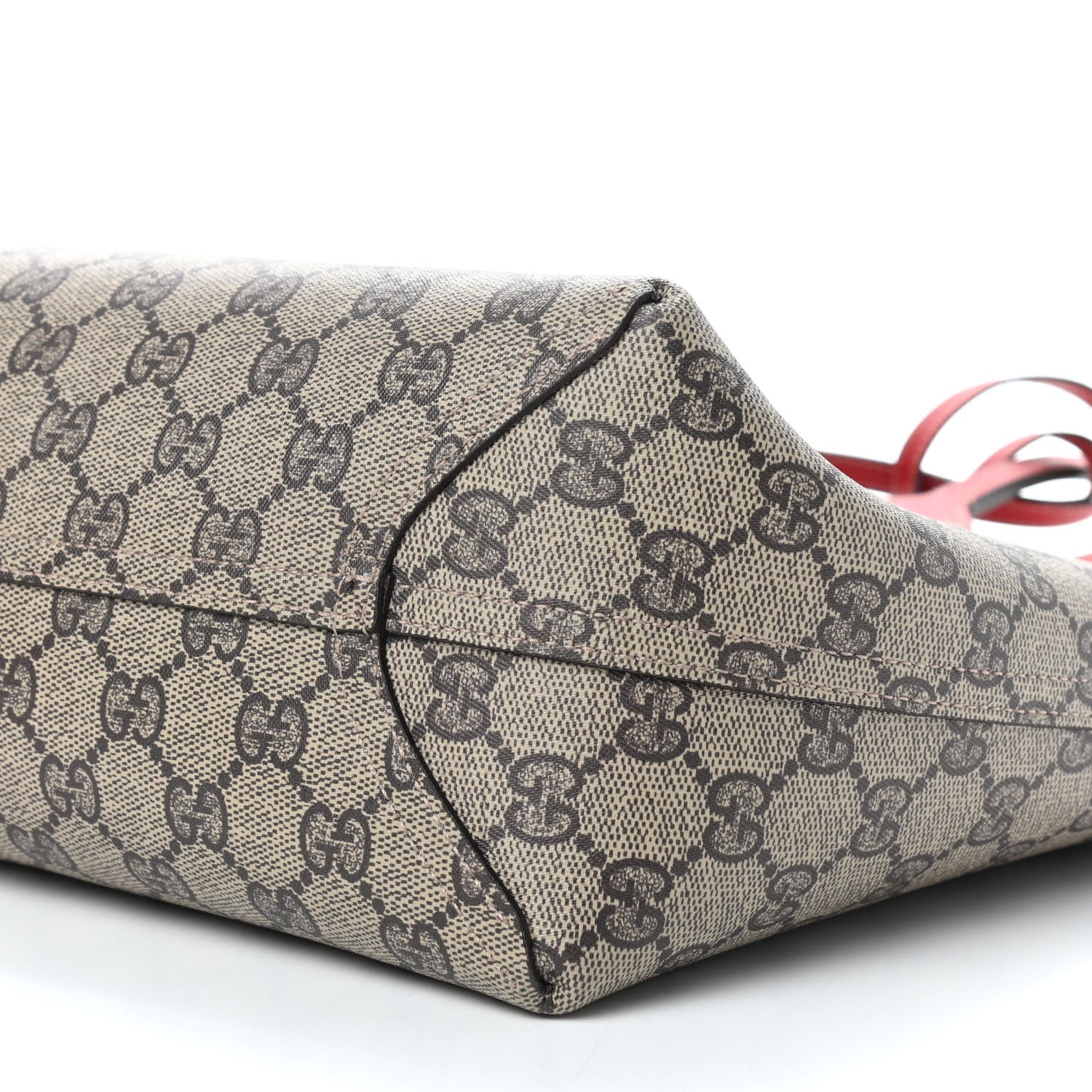 Gucci GG Supreme Medium Reversible Tote Beige Red 7 of 8
