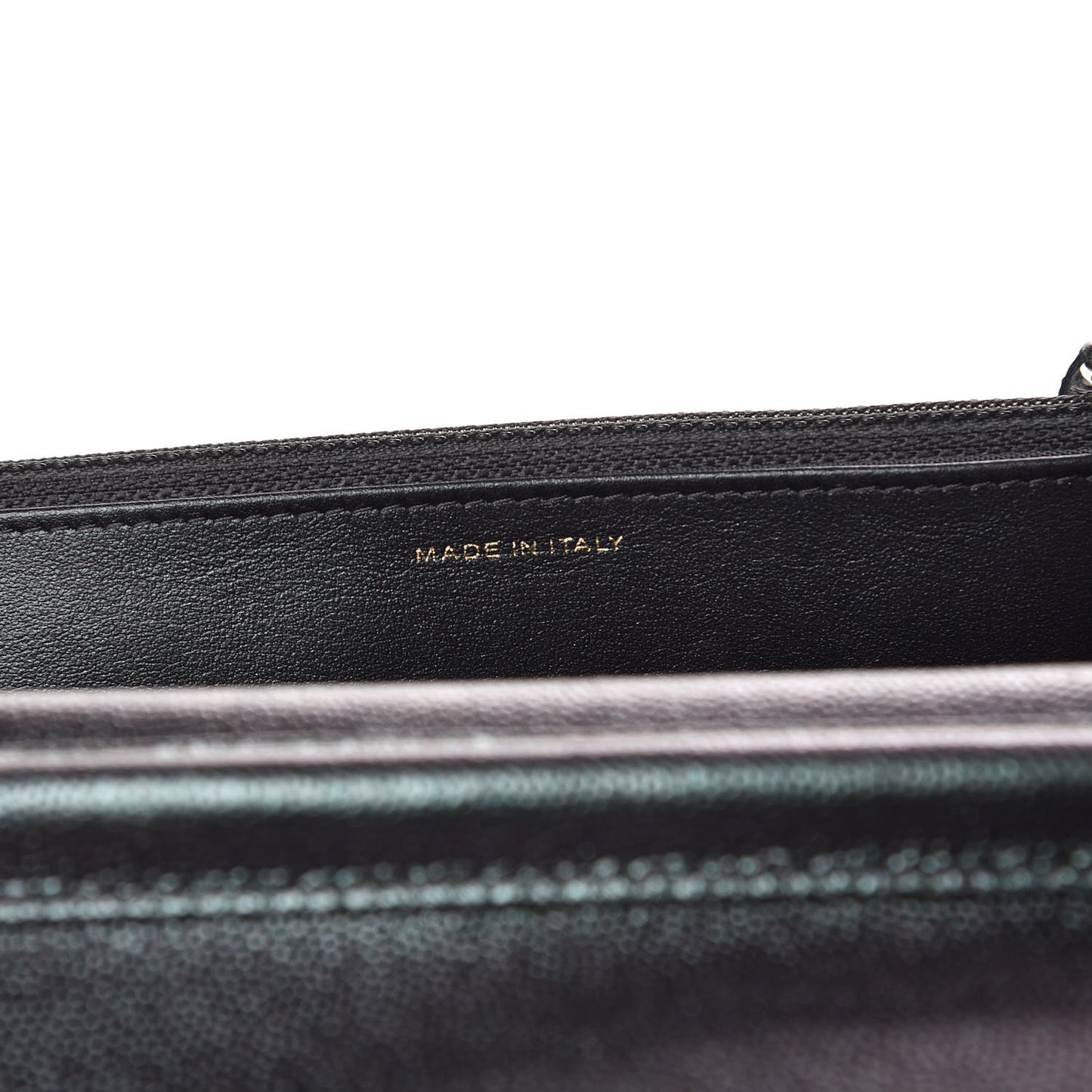 Iridescent Caviar Quilted Wallet On Chain WOC Black