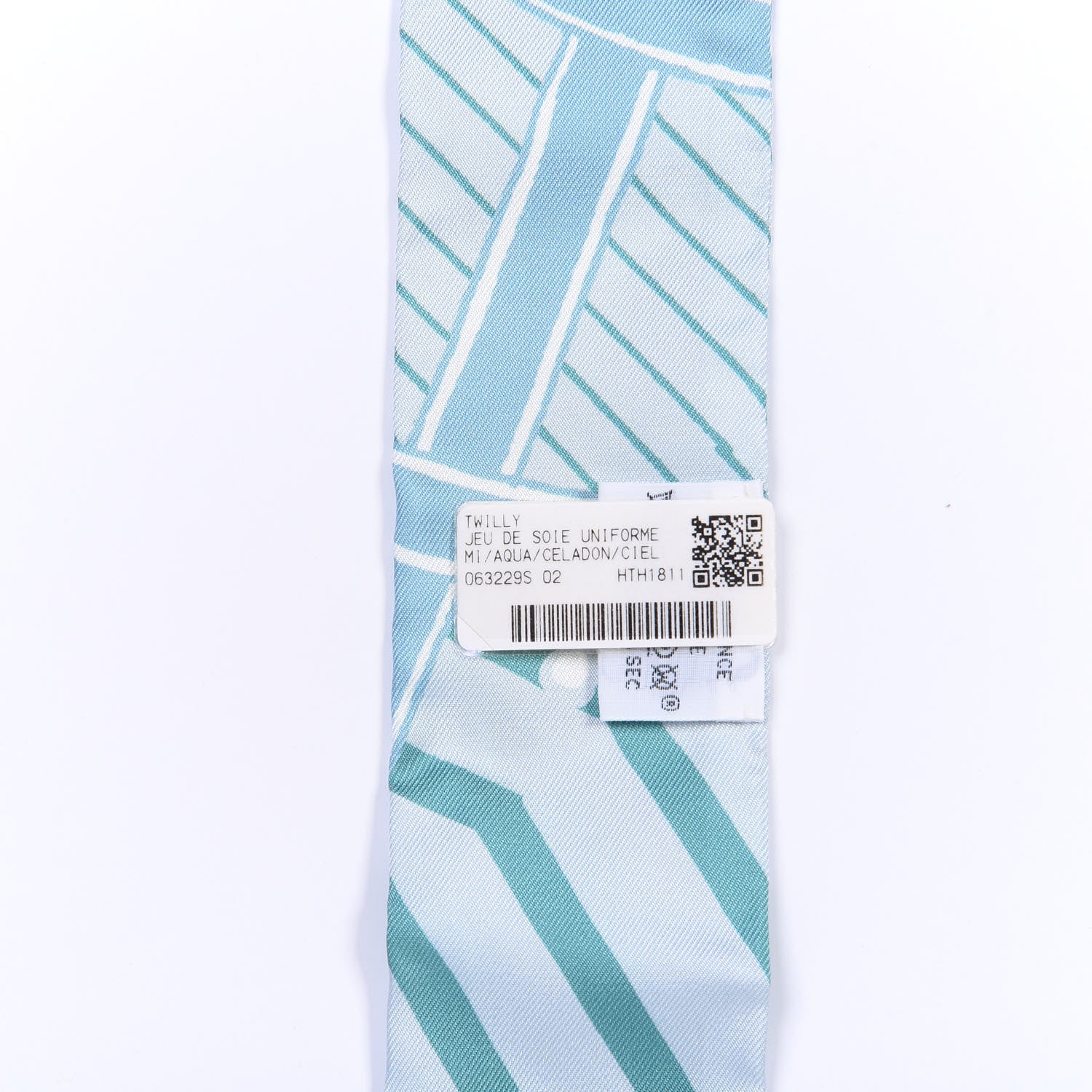 Hermes Silk Jeu de Soie Uniforme Twilly Aqua Celadon Ciel 3 of 4
