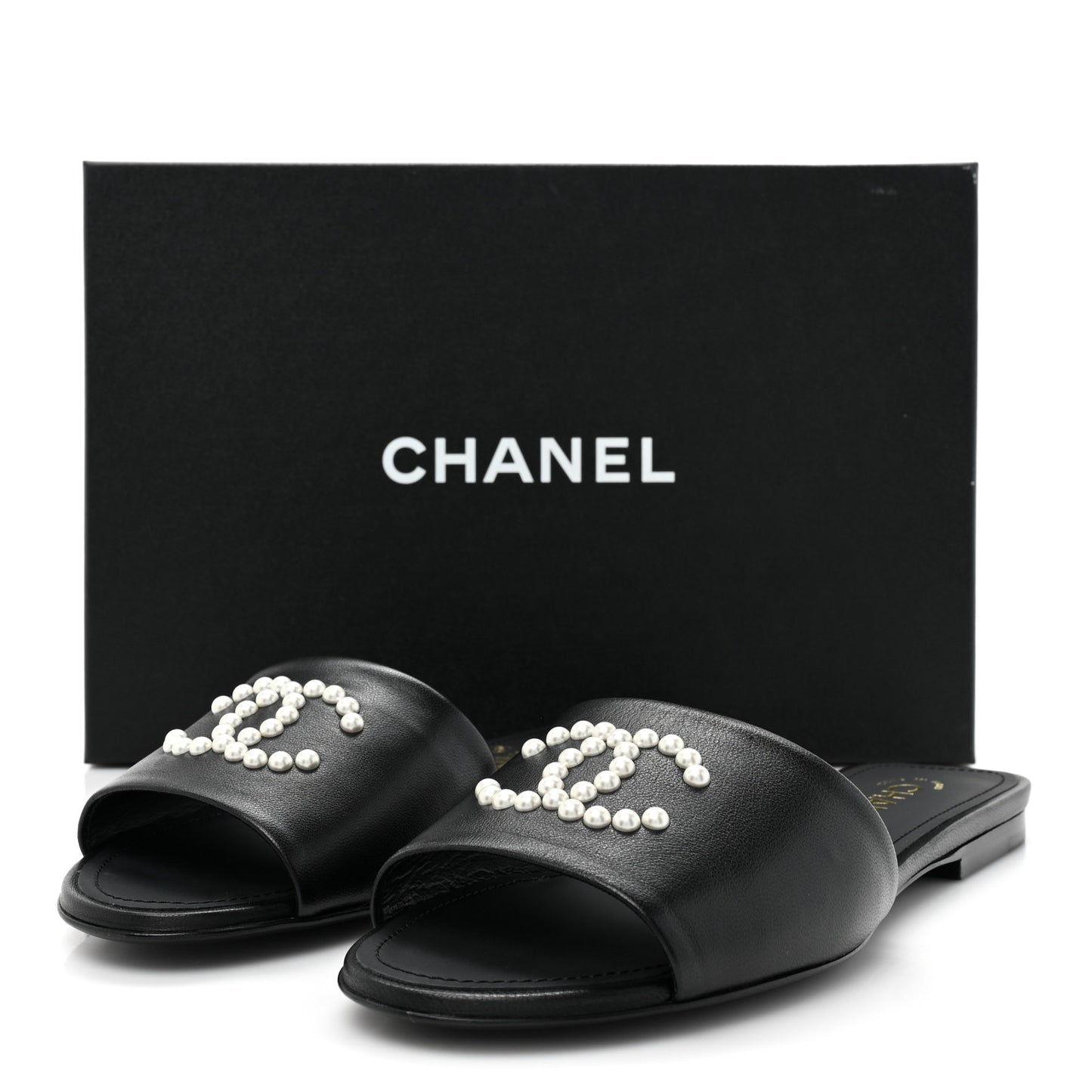 Lambskin Pearl CC Sandals 39 Black