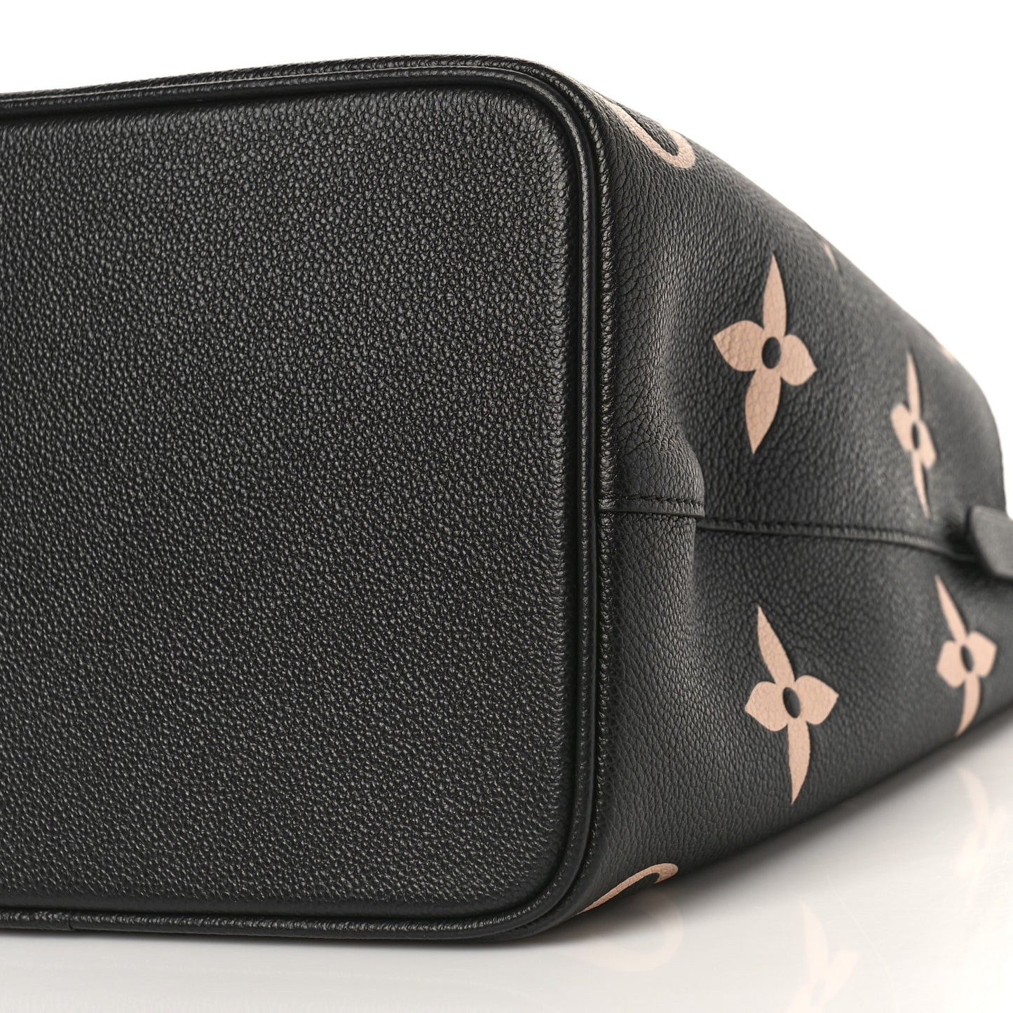 Empreinte Monogram Giant Neonoe MM Black Beige