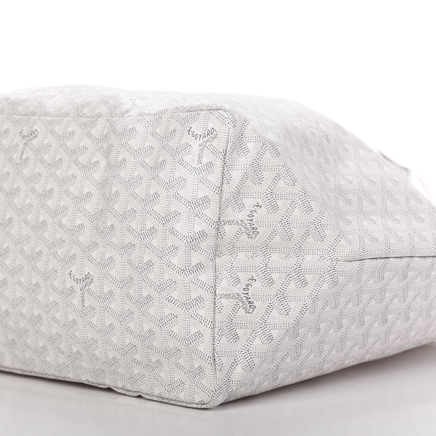 Goyardine Saint Louis GM White
