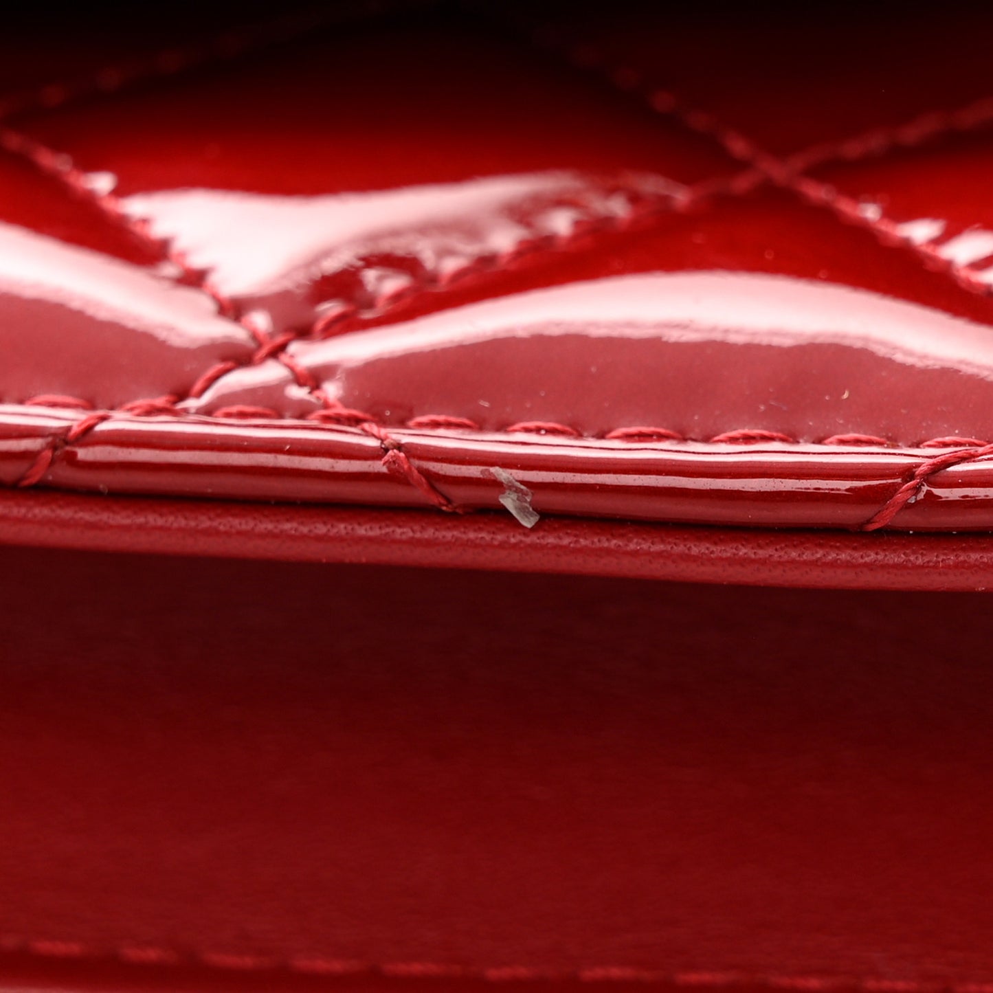 Patent Quilted Brilliant Wallet On Chain WOC Red