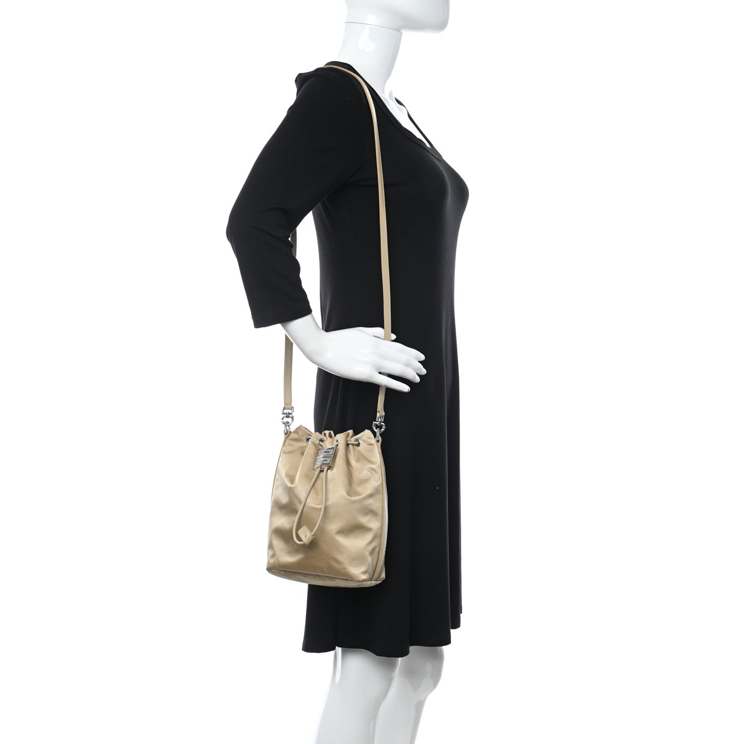 Givenchy Nylon Light 4G Bucket Bag Beige Cappuccino 2 of 10