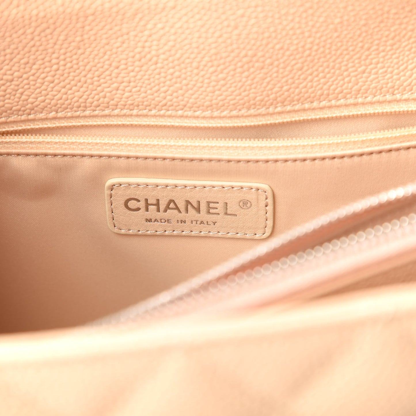 Caviar Quilted Grand Shopping Tote GST Beige Clair