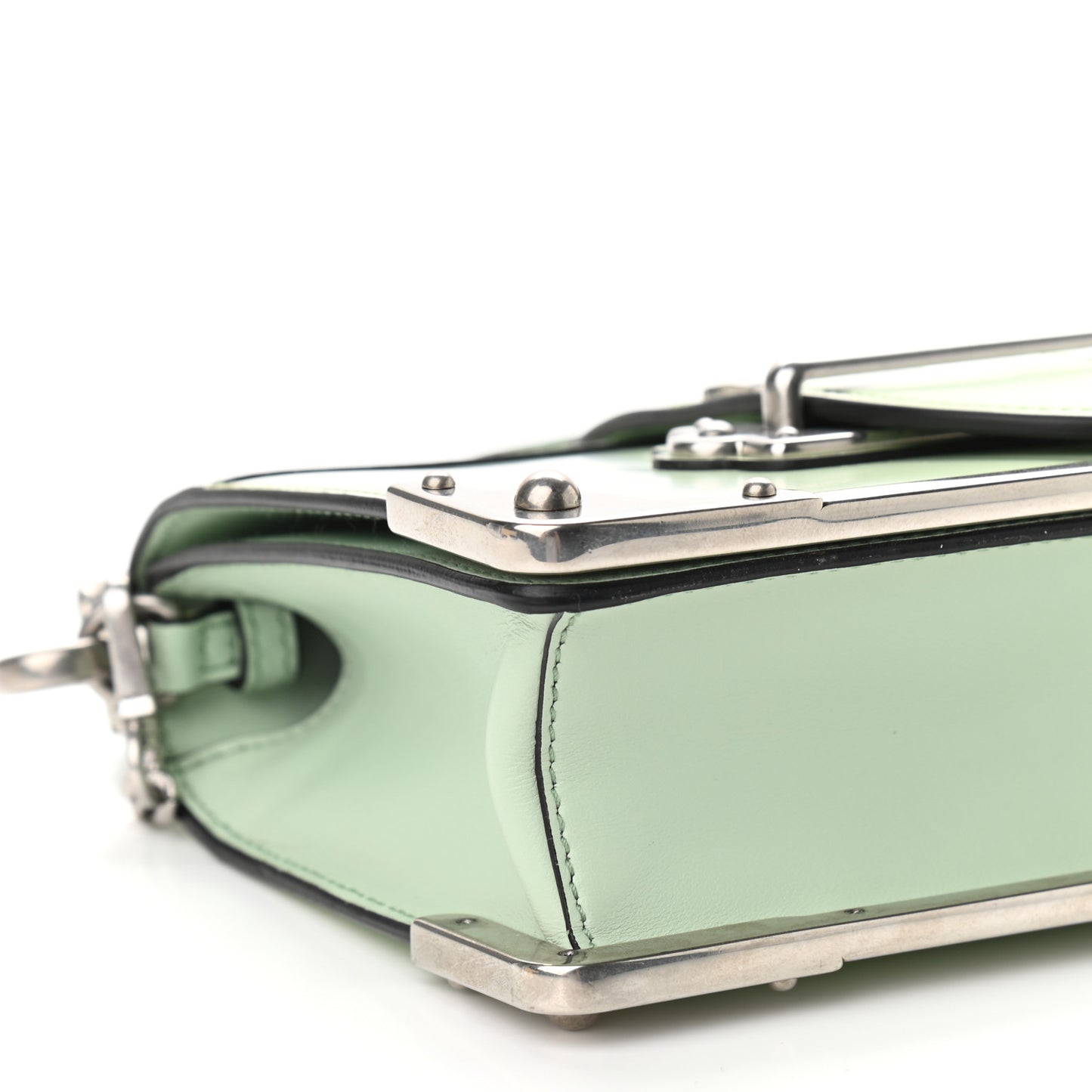 Spazzolato Soft Calf Cahier Chain Wristlet Acqua