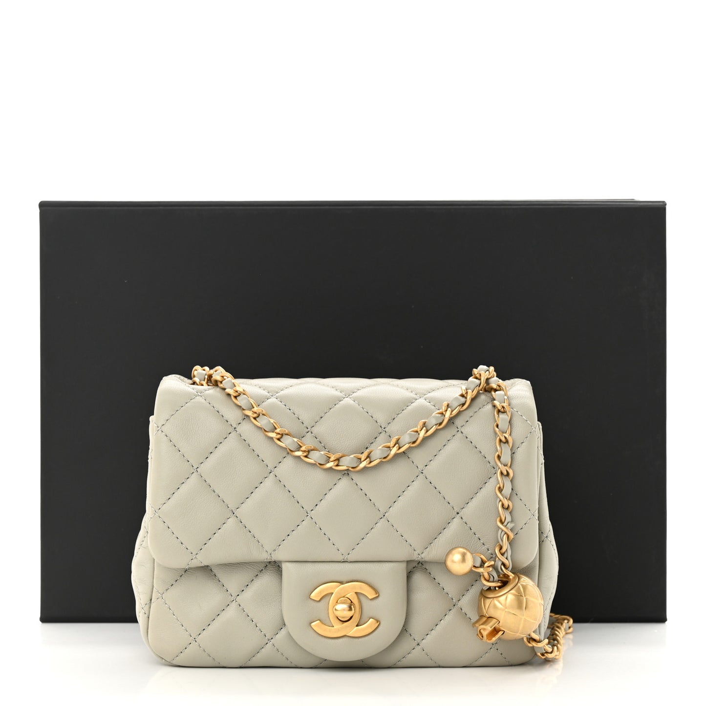 Lambskin Quilted Mini Pearl Crush Flap Light Grey
