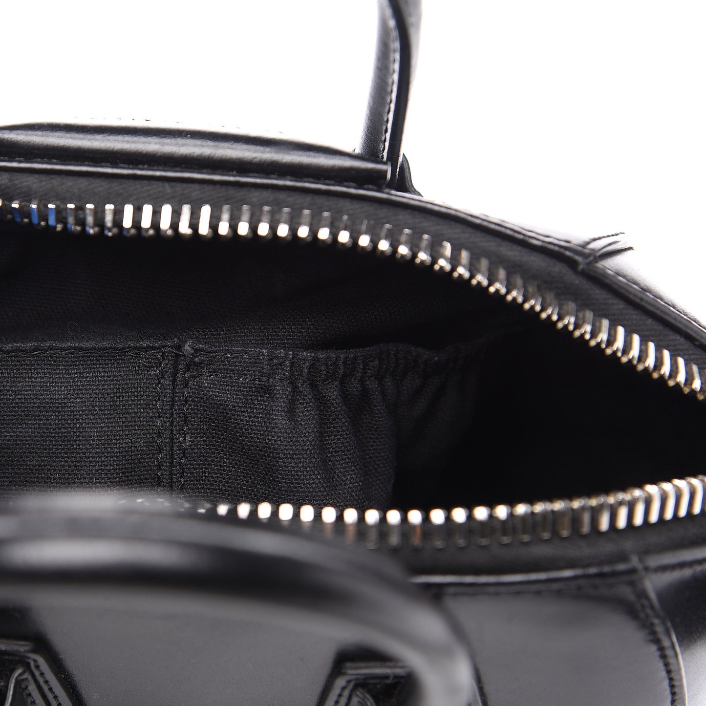 Shiny Lord Calfskin Mini Antigona Black