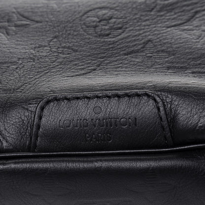 Louis Vuitton Calfskin Monogram Shadow Discovery Bumbag Black 9 of 10