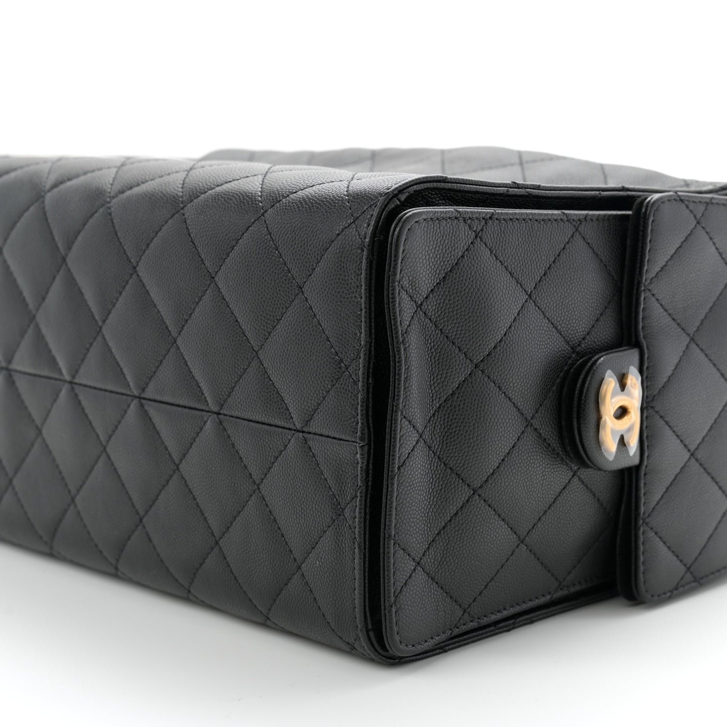 Caviar Quilted Medium Chanel 25 Handbag Black