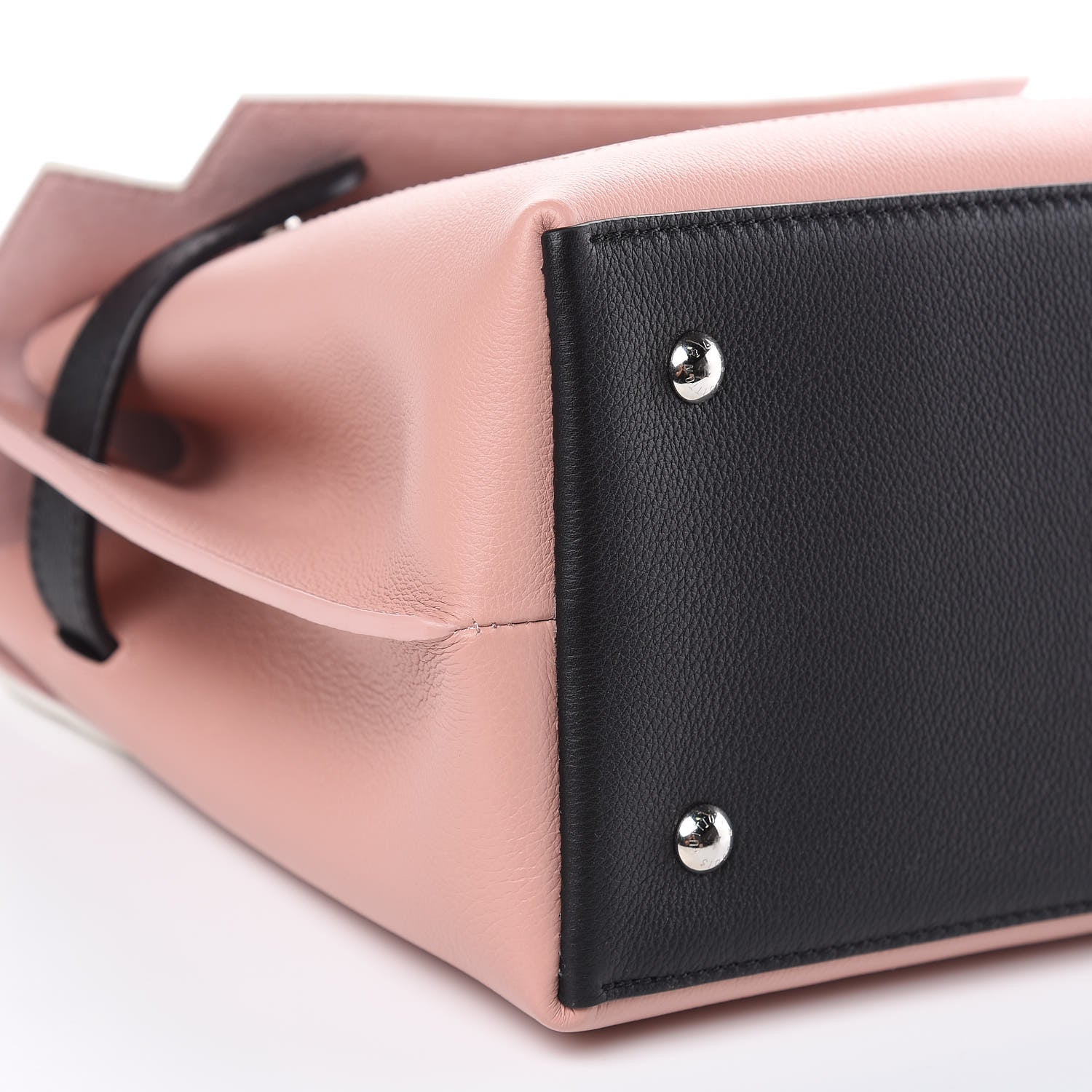 Louis Vuitton Soft Calfskin Lockme Ever Rose Ballet White Maito Black 7 of 10