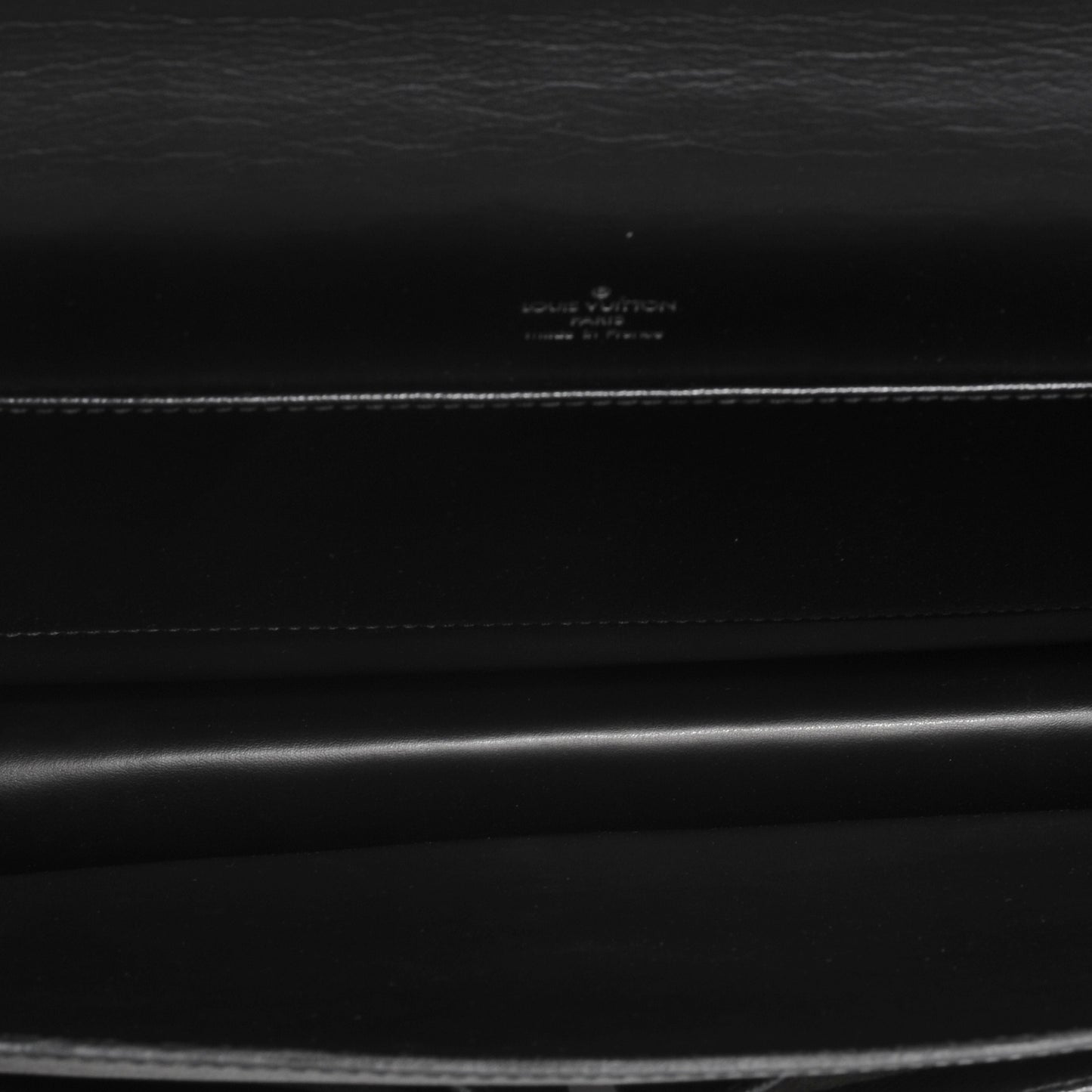Taiga Serviette Khazan 1 Soufflet Briefcase Black