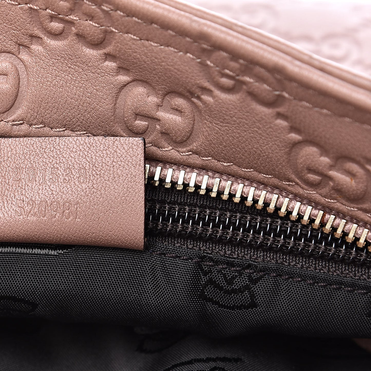 Guccissima Small Flat Messenger Bag Pink