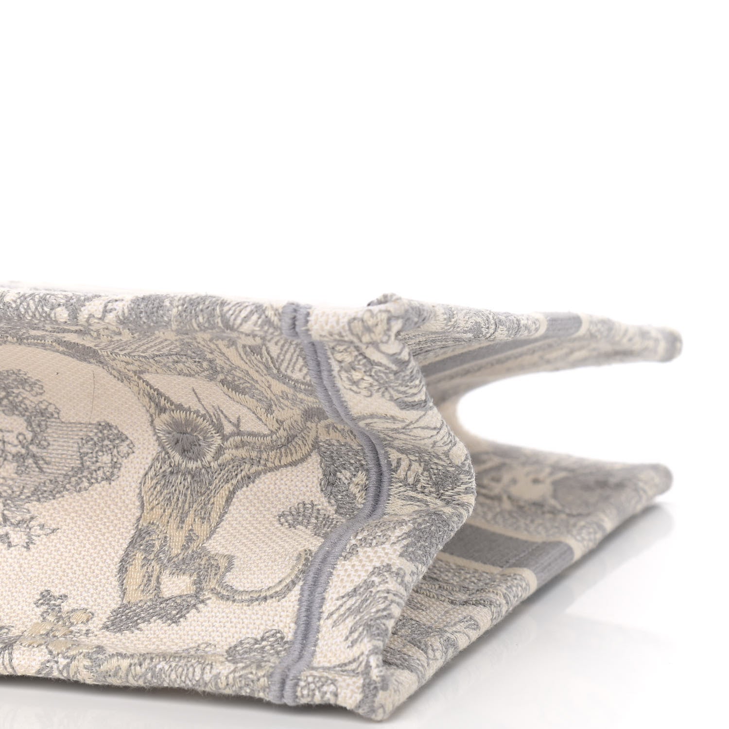 Christian Dior Canvas Embroidered Medium Dioriviera Toile De Jouy Book Tote Gray 9 of 9