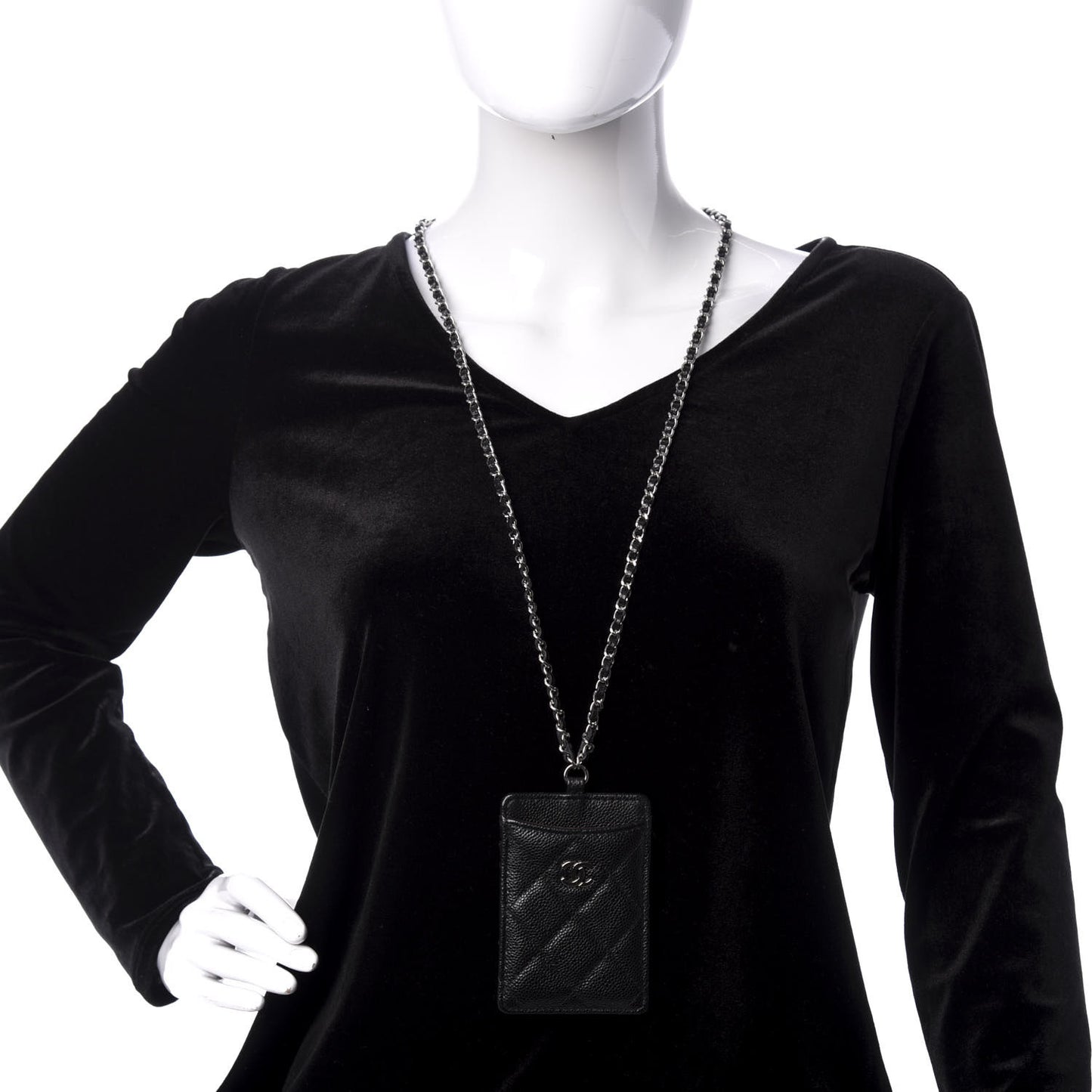 Caviar Quilted Card Holder On Chain Black