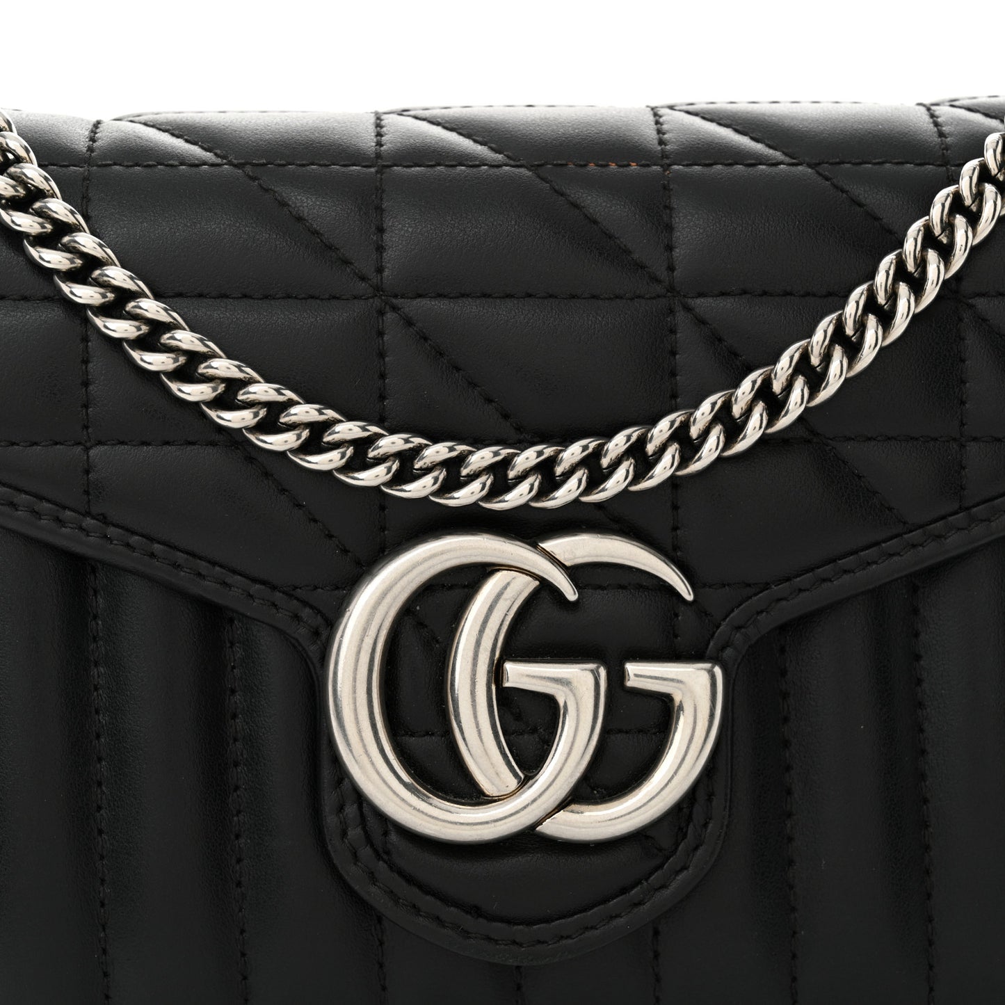 Calfskin Matelasse Aria GG Marmont Chain Wallet Black