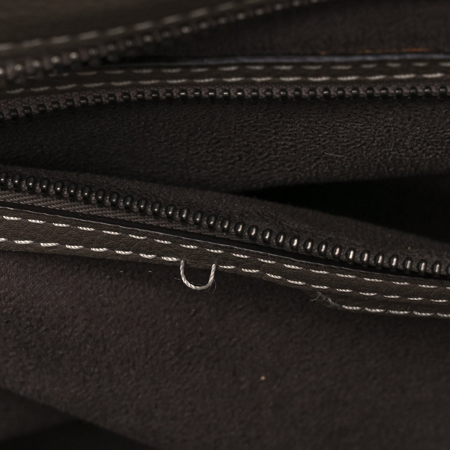 Drummed Calfskin Mini Luggage Souris