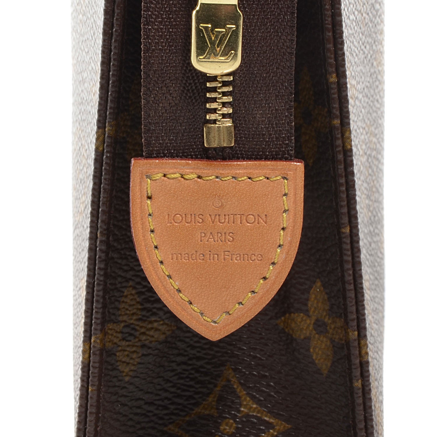 Louis Vuitton Monogram Toiletry Pouch 19 8 of 8