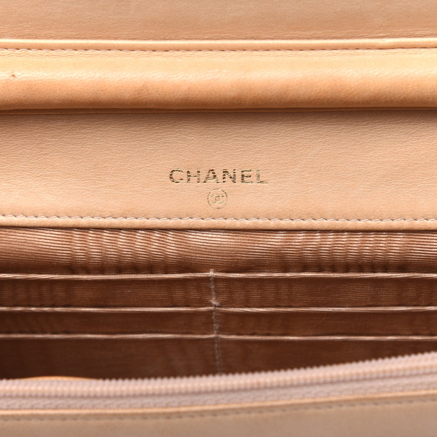 Caviar Timeless CC Wallet on Chain WOC Beige