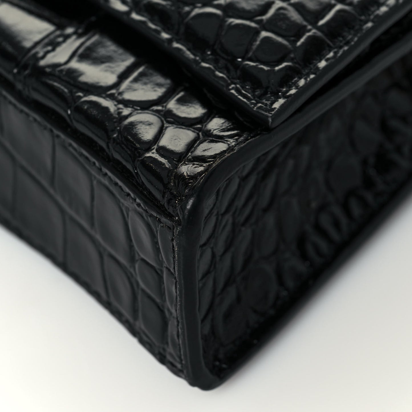 Shiny Calfskin Crocodile Embossed Hourglass Chain Bag Black