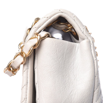 Chanel Calfskin Surpique Chevron Medium Flap White 19 of 21
