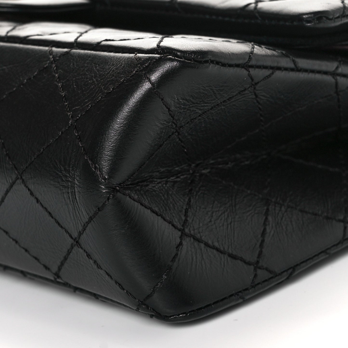 Aged Calfskin Quilted 2.55 Reissue 225 Flap Black