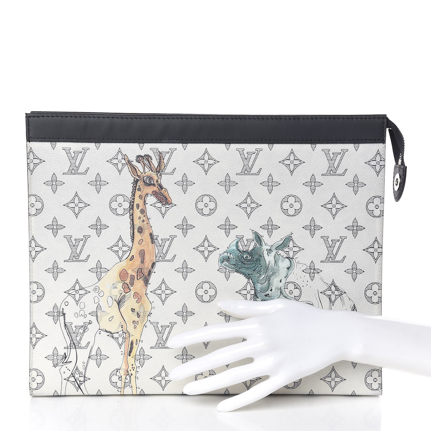 Louis Vuitton Savane Monogram Chapman Pochette Voyage GM Dune 2 of 12