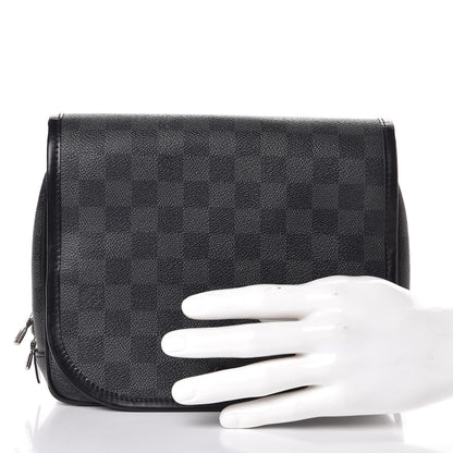 Louis Vuitton Damier Graphite Hanging Toiletry Kit 2 of 11