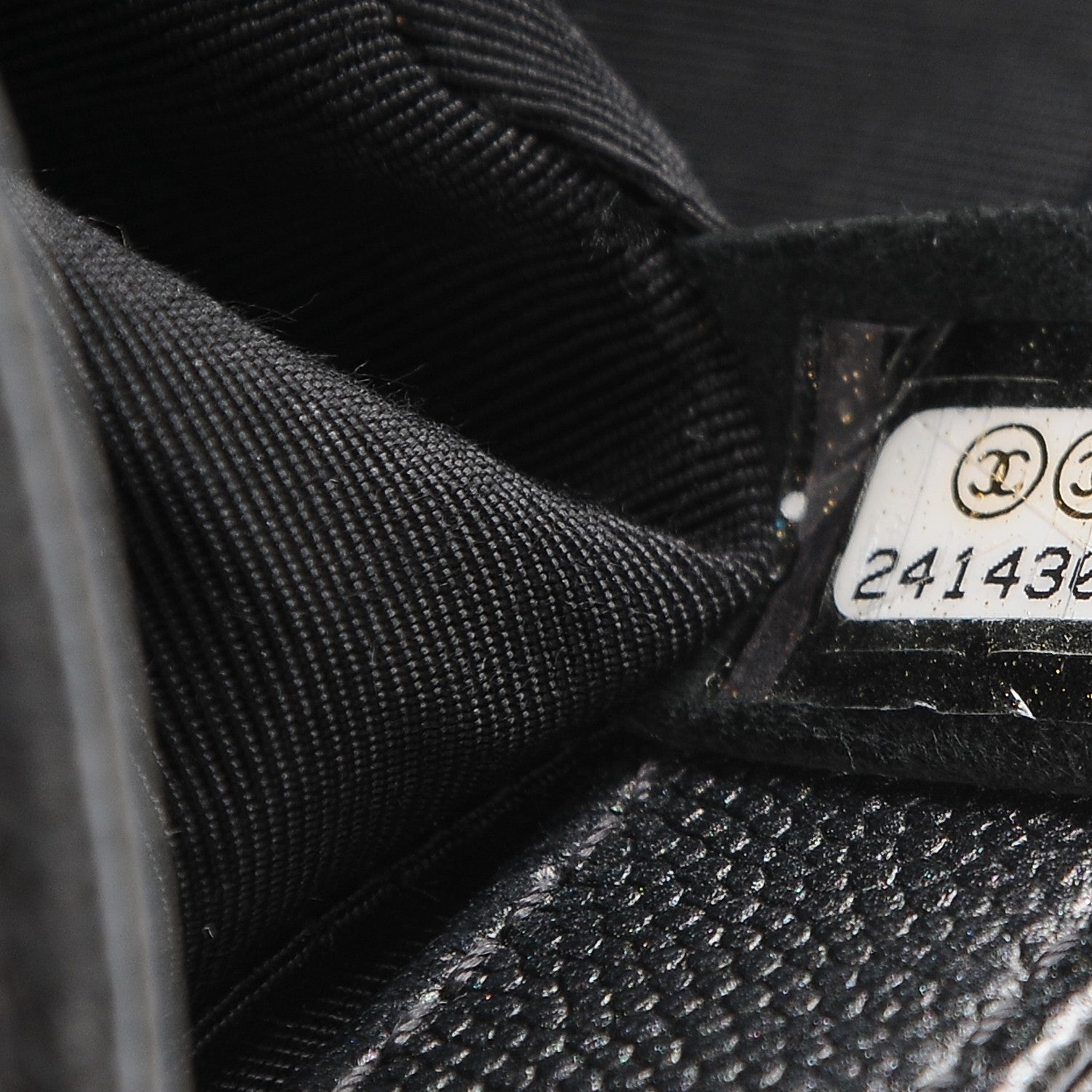 Chanel Caviar Quilted Medium Boy Flap So Black 7 of 7