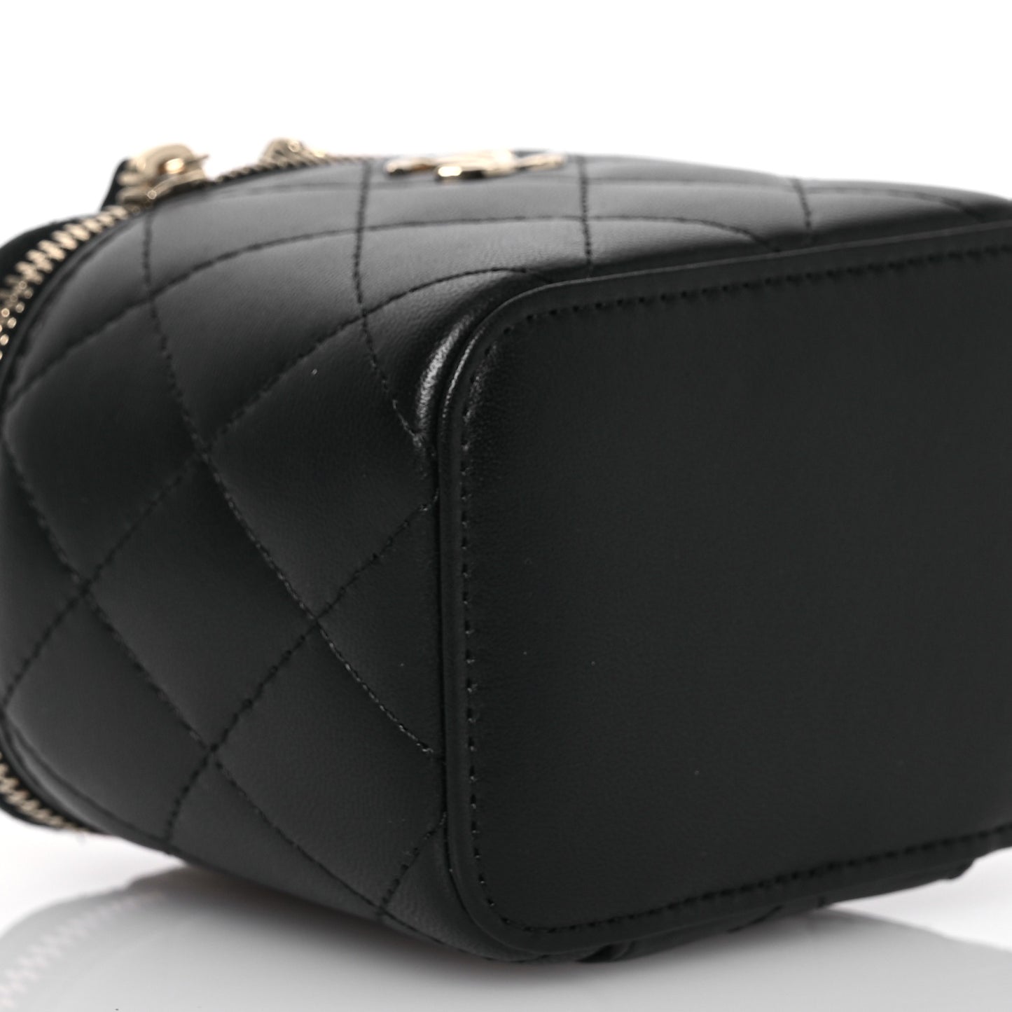 Lambskin Quilted Mini Vanity Case With Pearl Chain Black