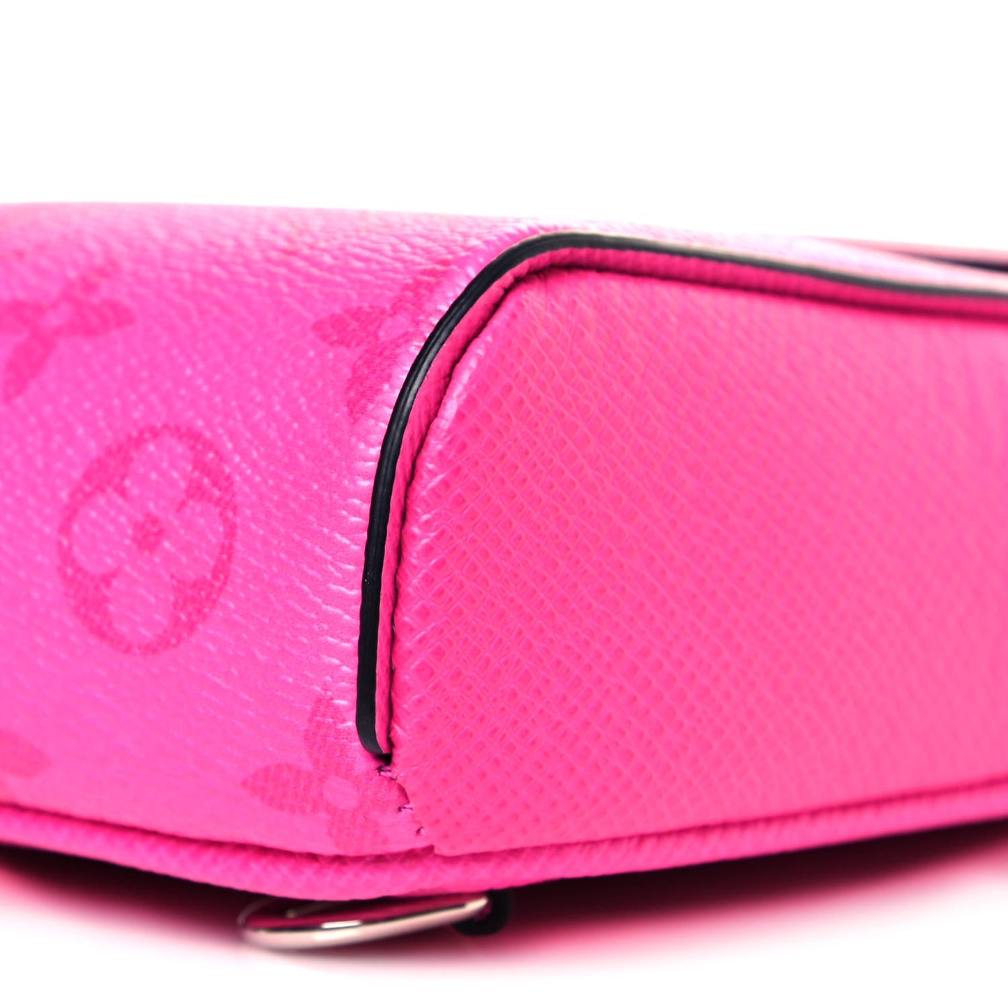 Taigarama Outdoor Slingbag Fuchsia