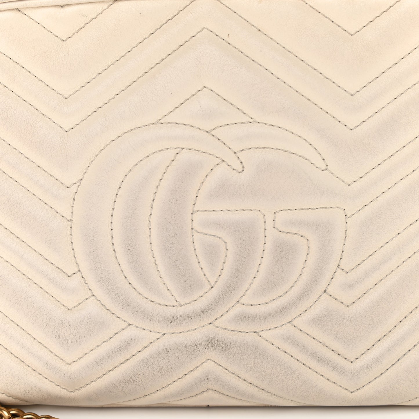 Calfskin Matelasse Medium GG Marmont Chain Shoulder Bag Mystic White