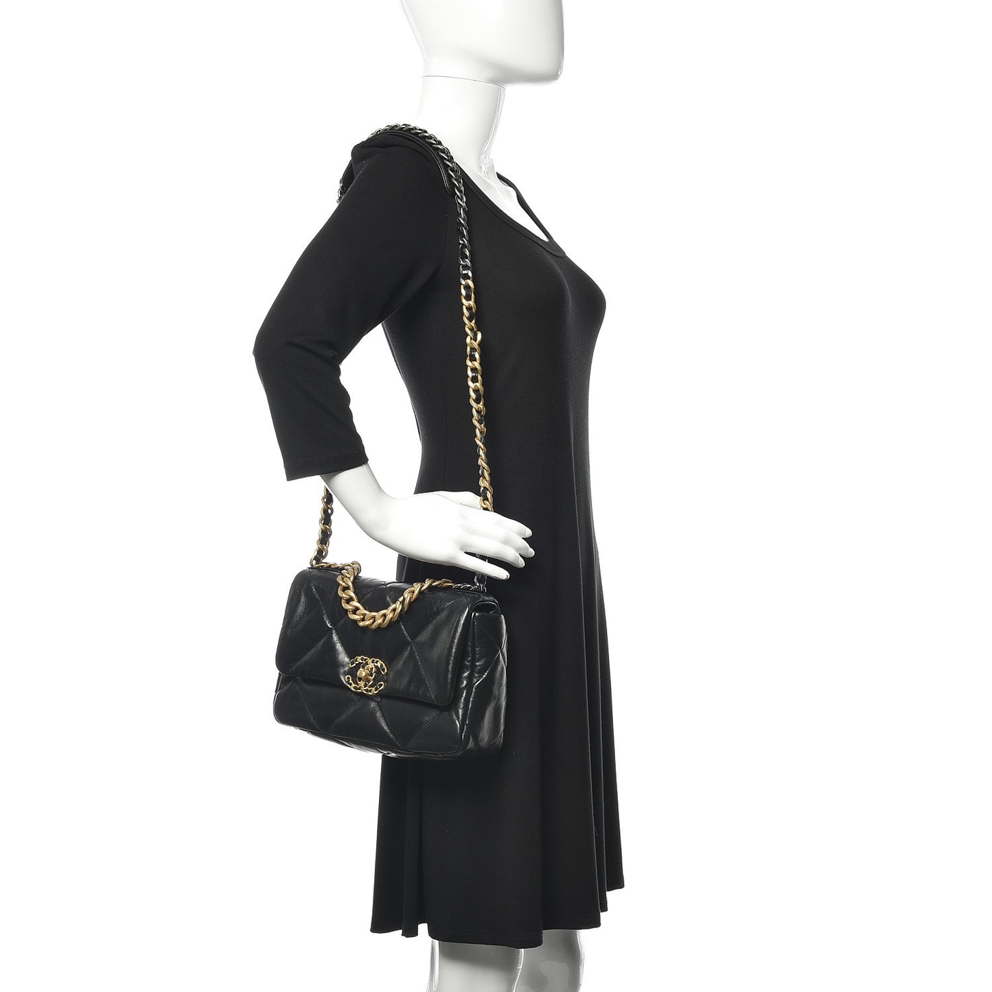 Goatskin Quilted Medium 19 Flap Black