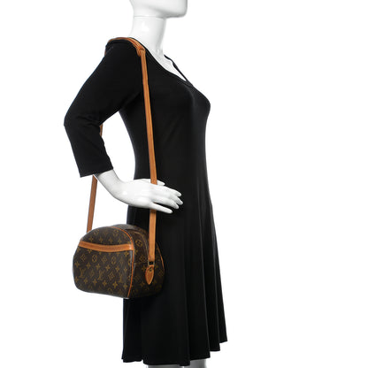 Louis Vuitton Monogram Blois 2 of 8