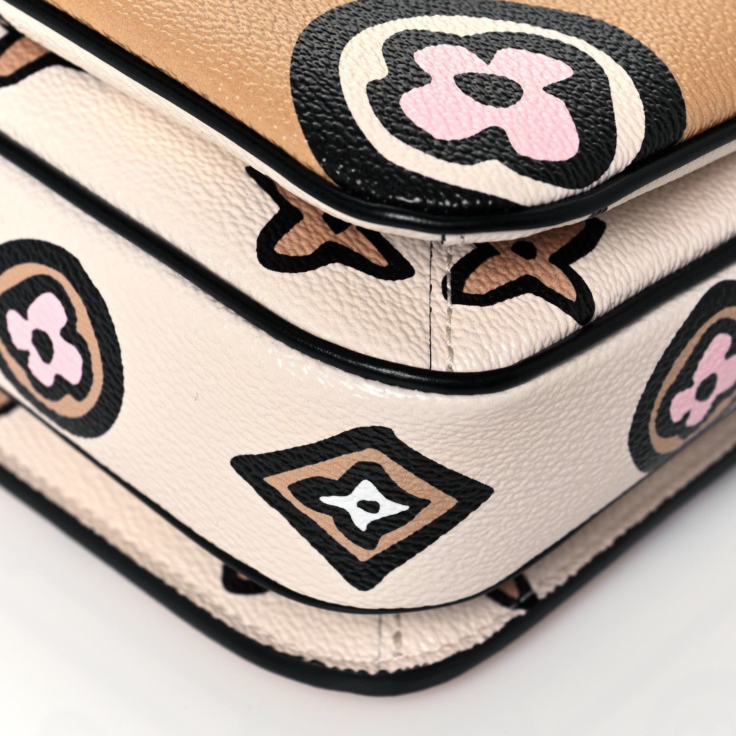 Louis Vuitton Monogram Giant Wild At Heart Pochette Metis Arizona 9 of 12