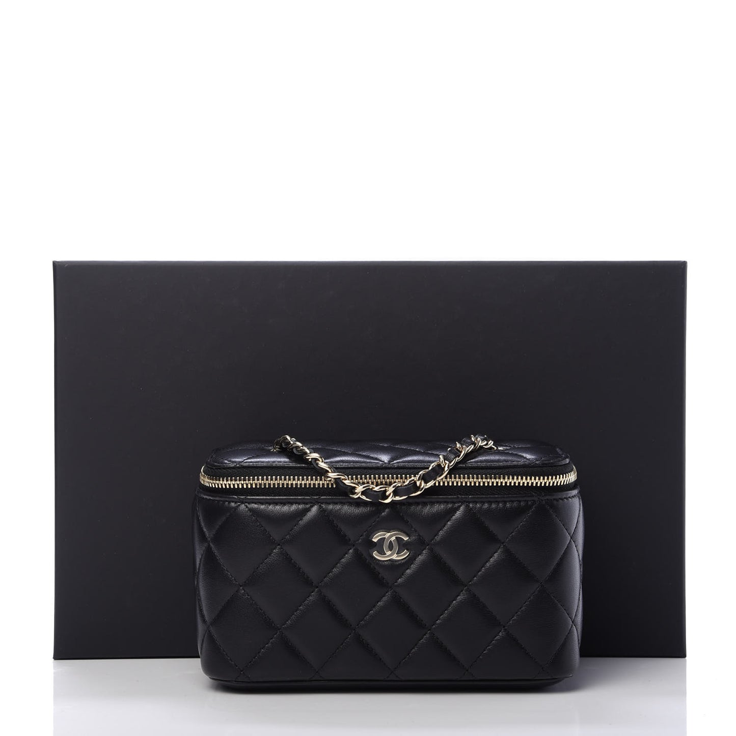 Lambskin Quilted Small Vanity Case With Chain Black