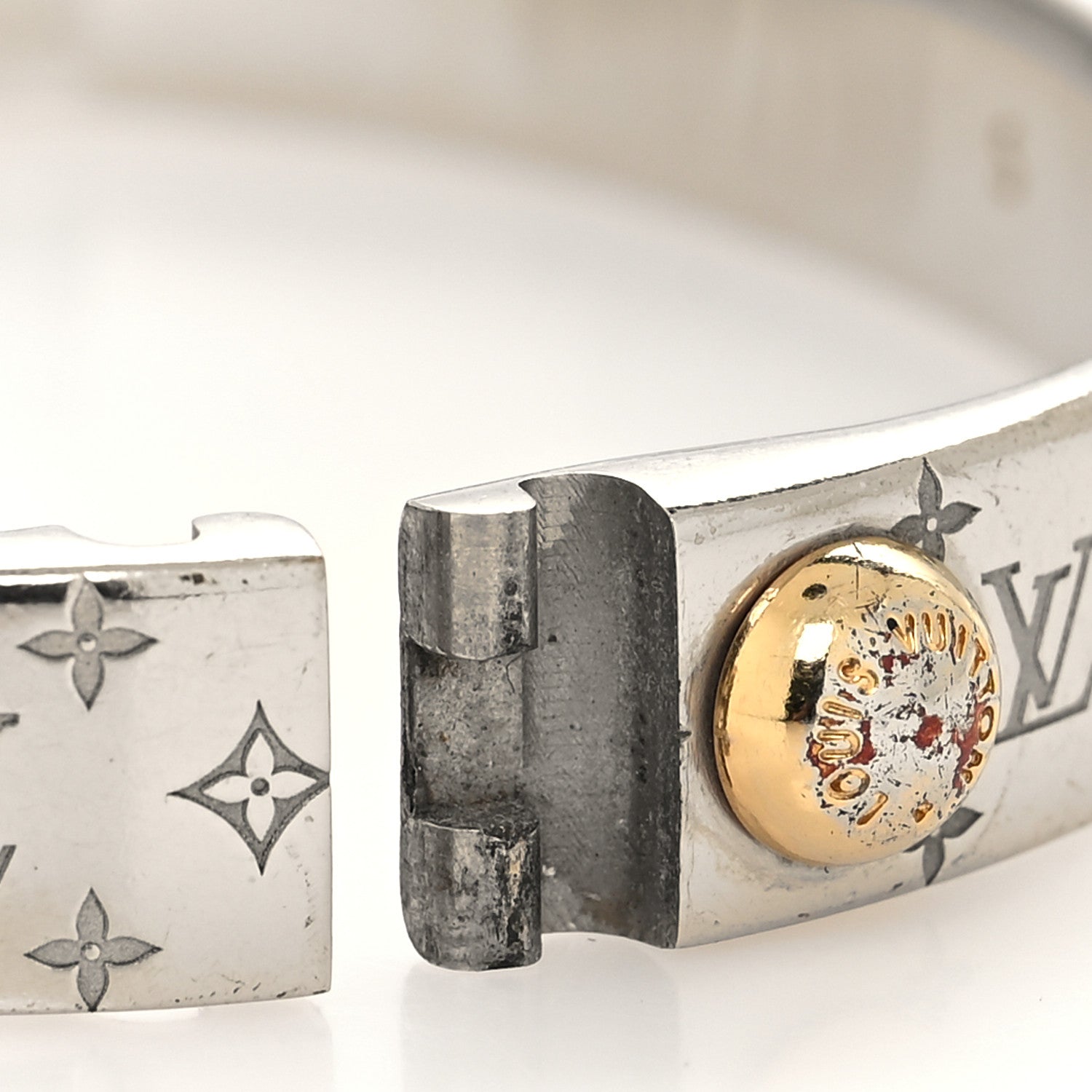Louis Vuitton Palladium Monogram Nanogram Cuff S Silver 4 of 7